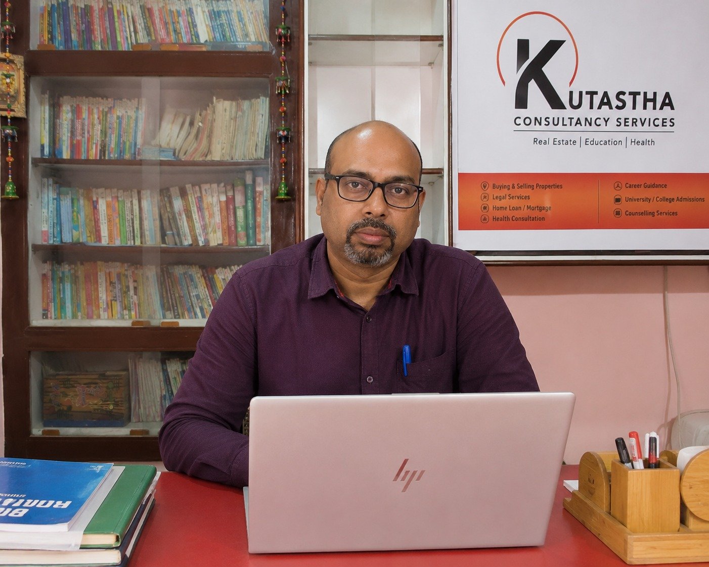 Kutastha students on campus